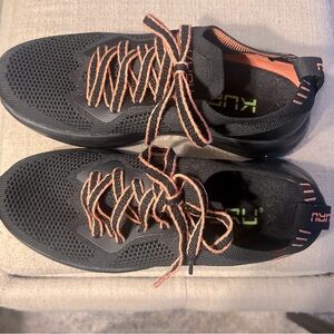 KURU women’s sneaker size 7.5